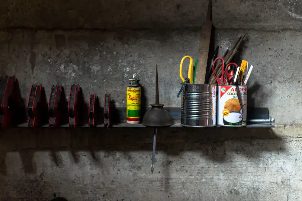 Everyday household repair and maintenance items